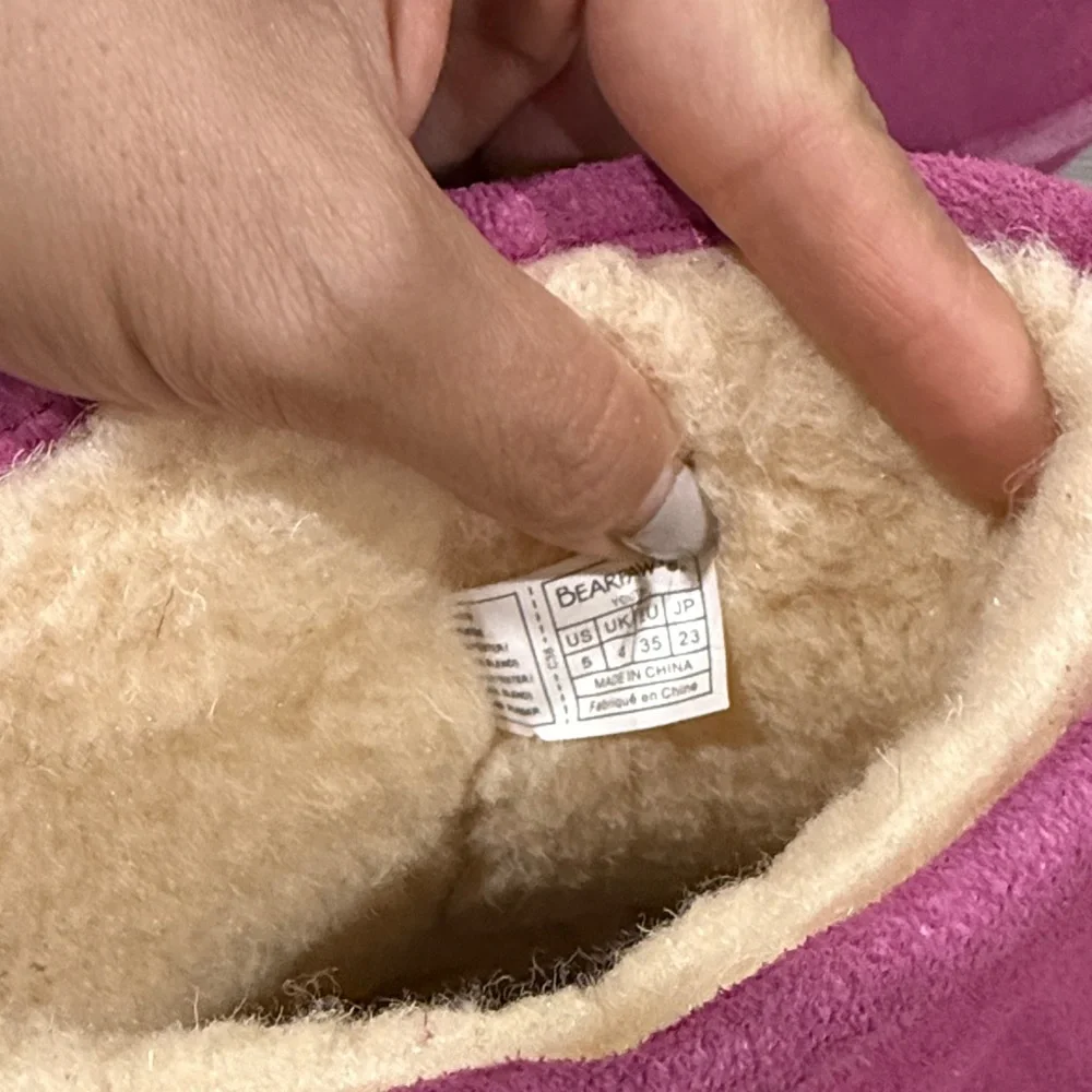 Bearpaw Sherpa lines boots for girls Pink/ Shearling Boots